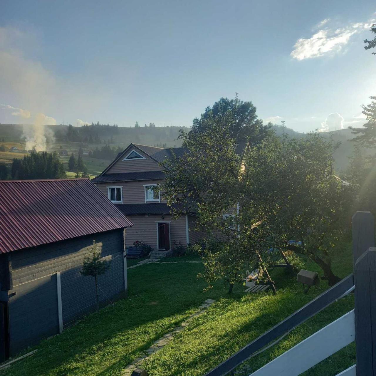 Kazka Aparthotel Yablunytsya Exterior photo