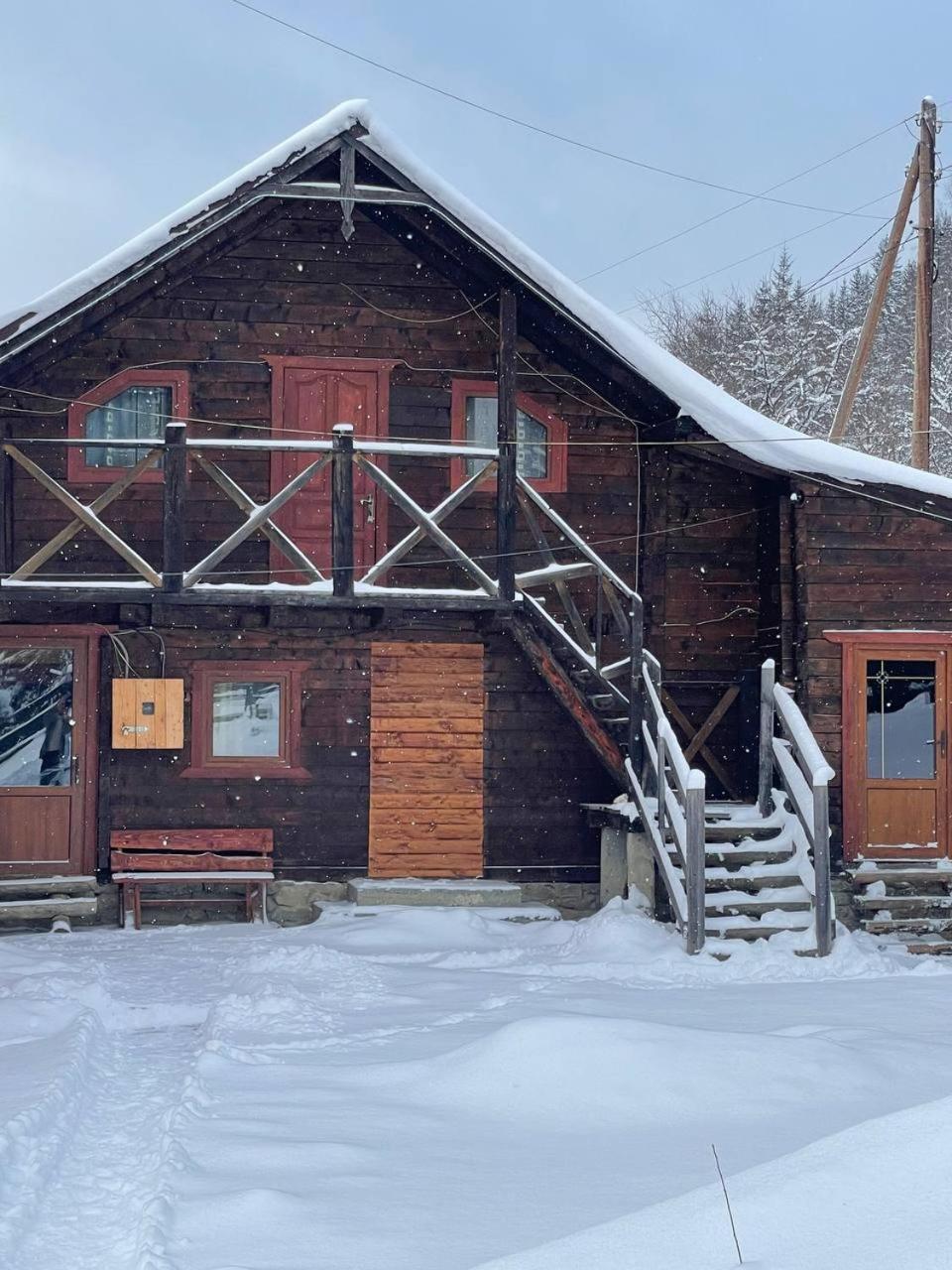 Kazka Aparthotel Yablunytsya Exterior photo