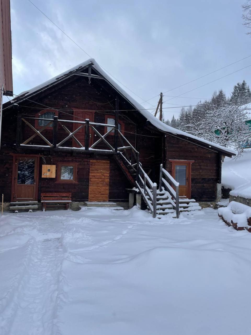 Kazka Aparthotel Yablunytsya Exterior photo